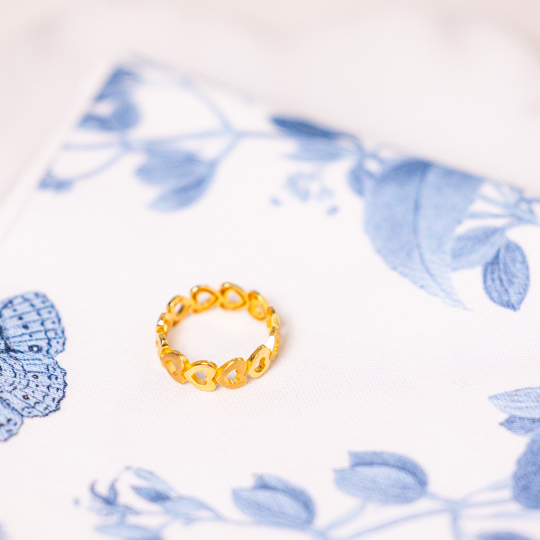14k Gold Heart Ring - Eternity Band